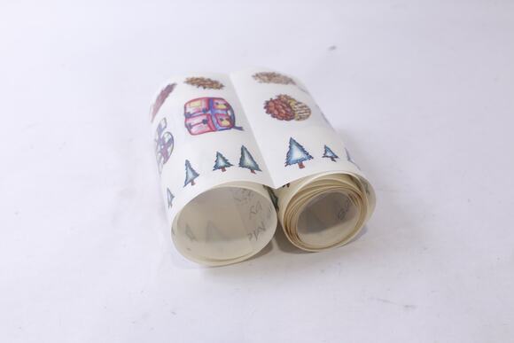 The Great Outdoors, Sticker Roll, Forest Theme, Wood Motif, Party, Holiday Decor - Picture 4 of 4